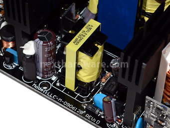PC Power & Cooling Silencer Mk III 850W 5. Componentistica & Layout - Parte 2 14