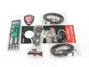 MSI Z77A-GD65 Gaming 1. Packaging e Bundle 4