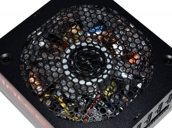 Antec HCG-850M 6. Interno: dissipatori & ventole 4