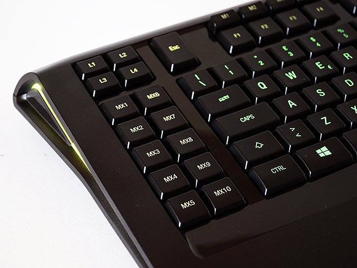 SteelSeries APEX Gaming Keyboard 4. Illuminazione e layout 3