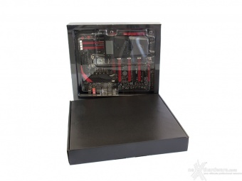 ASUS Maximus VI Extreme 3. Packaging & Bundle 4