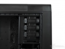 Thermaltake Urban S71 4. Analisi interna 8