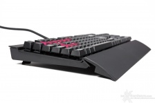 Corsair Vengeance K70 4. Poggiapolsi 6