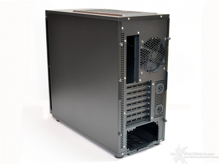 Antec P100 3. Esterno - Parte seconda  1