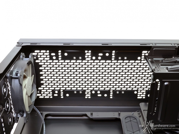 Corsair Obsidian 450D 5. Interno 3