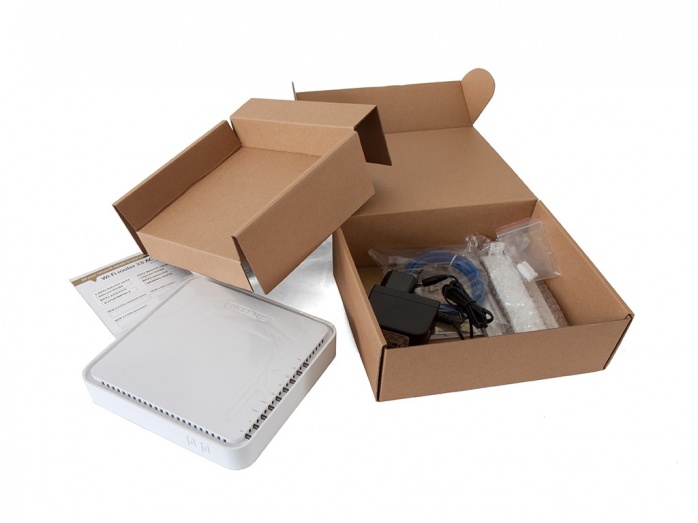 Sitecom X8 AC1750 WLR-8100 & AC1200 WLA-7100 1. Sitecom X8 AC1750 WLR-8100 - Unboxing 4