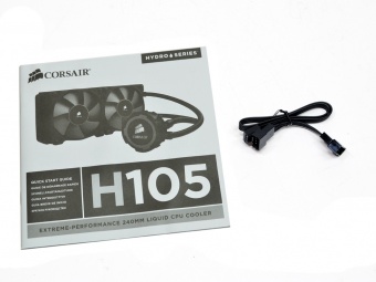 Comparativa AiO High End 5. Corsair H105 - Confezione e bundle 4