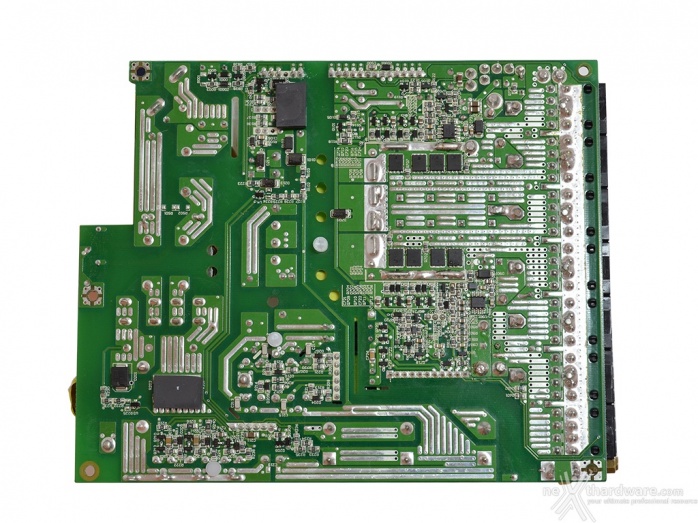 Seasonic Platinum 1200 4. Componentistica & Layout - Parte prima 5