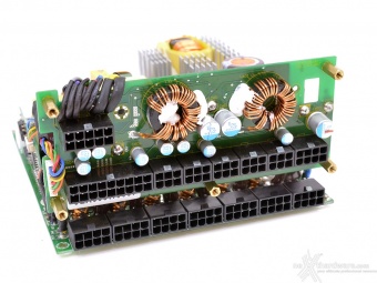 Seasonic Platinum 1200 4. Componentistica & Layout - Parte prima 8