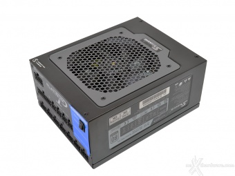 Seasonic Platinum 1200 2. Visto da vicino 2