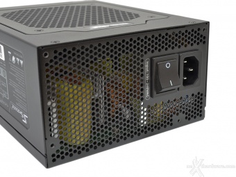 Seasonic Platinum 1200 2. Visto da vicino 5