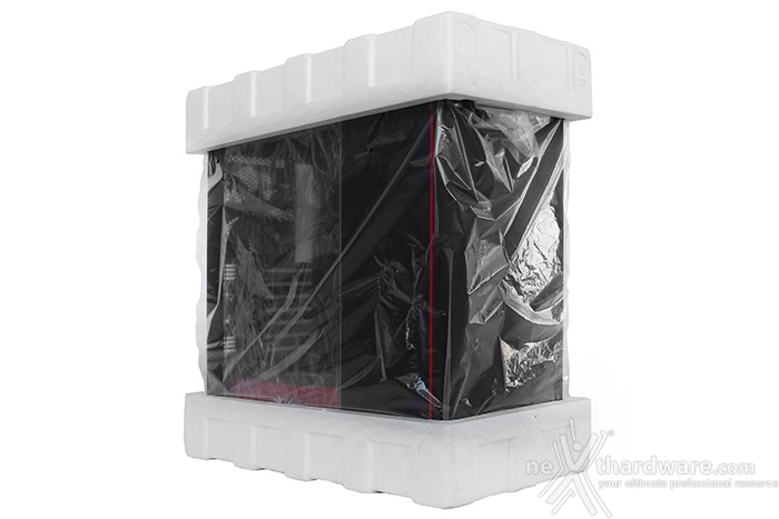 NZXT H440 1. Packaging e bundle  3