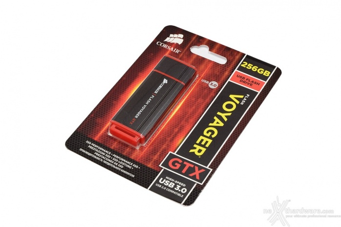 Corsair Flash Voyager GTX 256GB 1. Vista da vicino 1