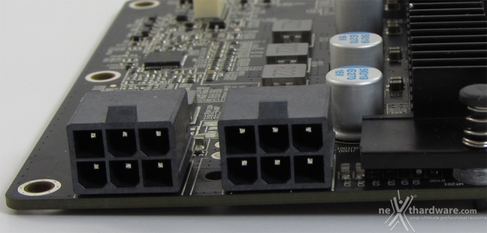SAPPHIRE Radeon R9 285 Dual-X OC 2GB 3. Layout & PCB 8