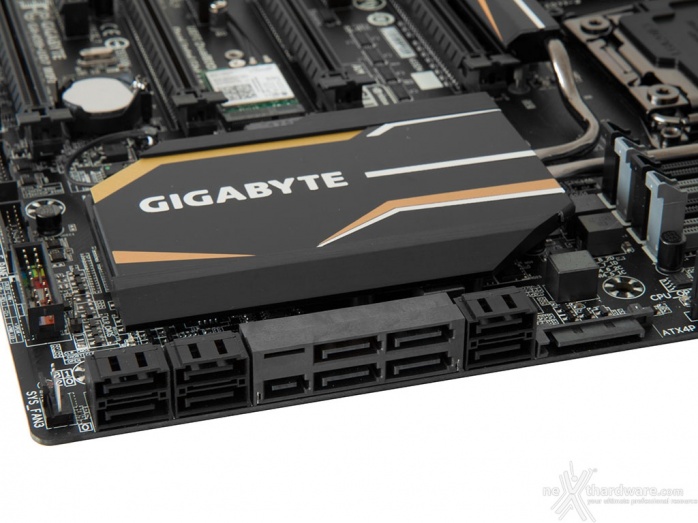 GIGABYTE X99-UD7 WIFI 6. Connettività 1