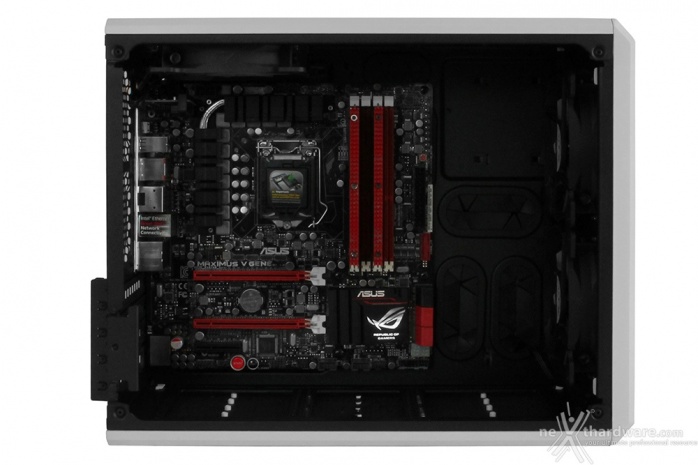 Corsair Carbide Air 240 8. Montaggio componenti 1