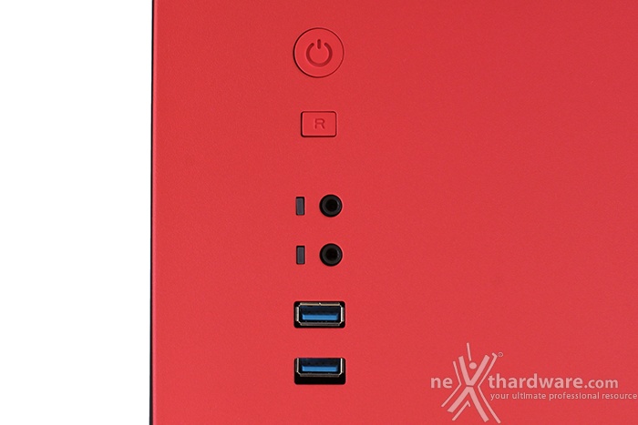 BitFenix Prodigy M Color 2. Esterno - Parte prima 12