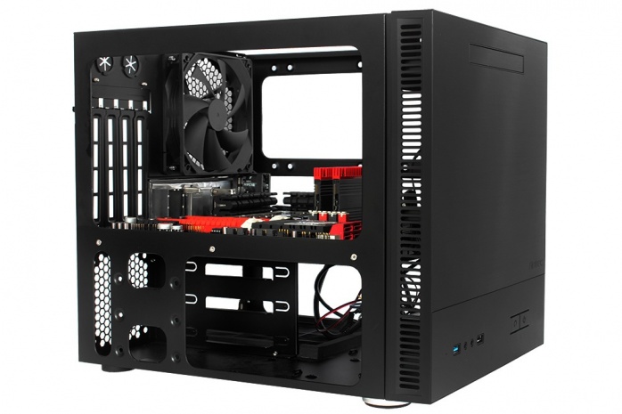 Antec ISK600M 6. Montaggio componenti 1