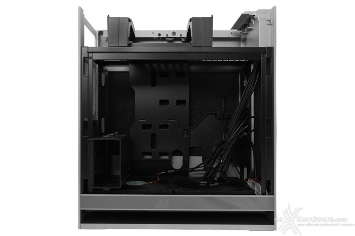 SilverStone Fortress FT05 4. Interno 1
