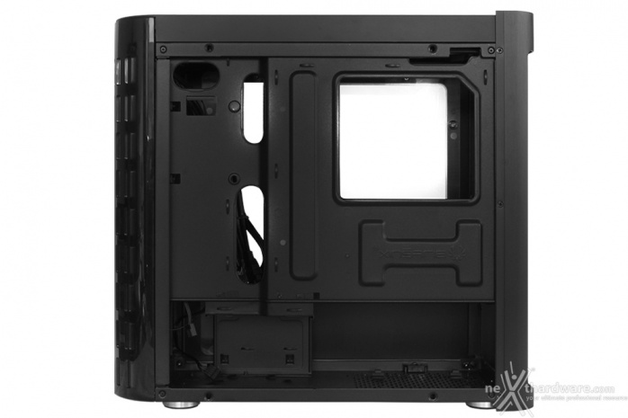BitFenix Pandora 4. Interno 4