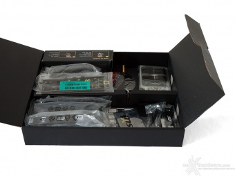MSI X99S XPOWER AC 3. Packaging & Bundle 6