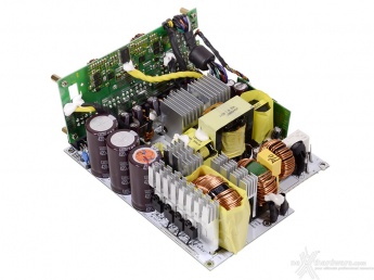 Seasonic Snow Silent 1050W 4. Componentistica & Layout - Parte prima 4