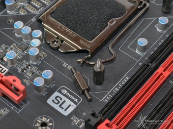 Corsair H110i GT 4. Installazione 3