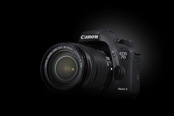 Nuovo firmware per la EOS 7D Mark II 1