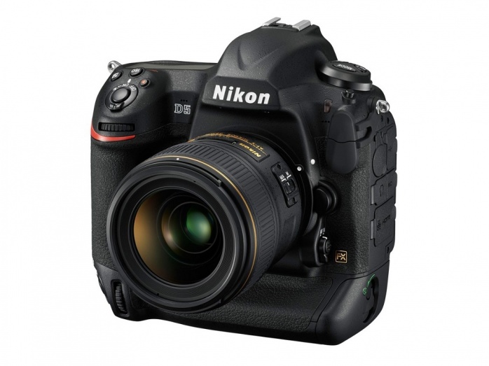 Presentata la Nikon D5 1