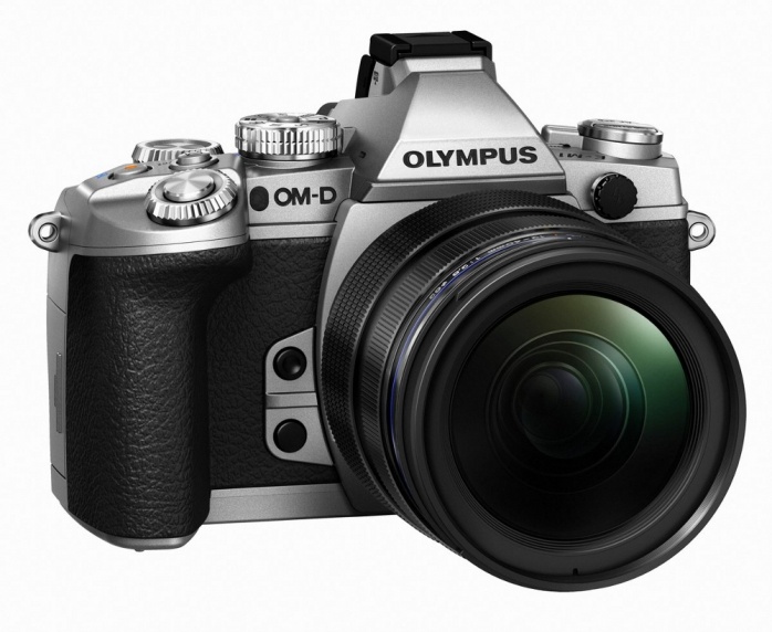 Olympus OM-D E-M1II in vista 1