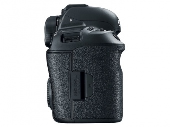 Presentata la Canon EOS 5D Mark IV 5