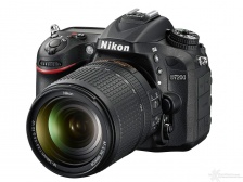 Svelata la Nikon D7200 2