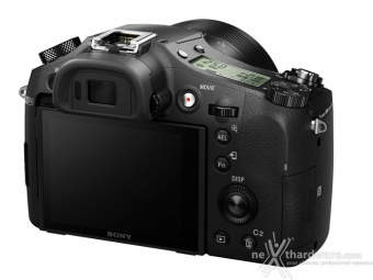 Presentata la Cyber-shot RX10 II 2